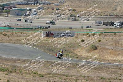 media/Apr-20-2025-AHRMA (Sun) [[393a79c373]]/Race/Group 11 early race/Turn 4b/